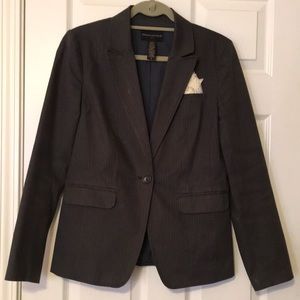 Banana Republic, size 10 stretch blazer,3 pockets, detailed stitching, cotton97%